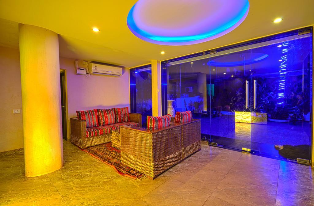 מלון קלנגוטה Sunkissed Plaza מראה חיצוני תמונה
